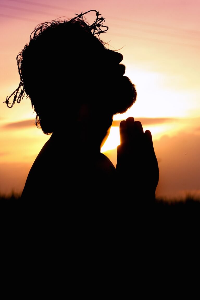 7 Amazing Things That Happen When You Pray